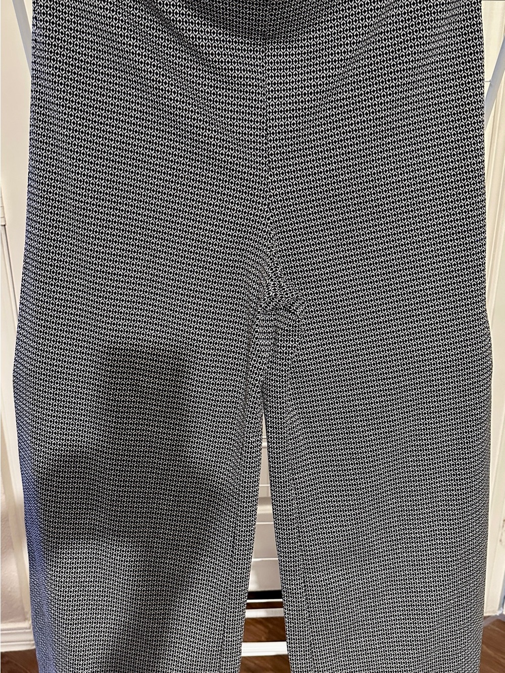 Lane Bryant Geometric Pull On Stretch Pants Black White Size 18